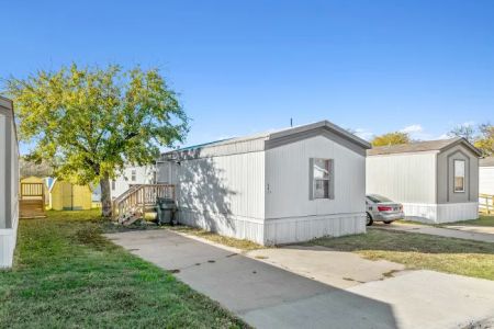 Cottonwood Grove Mobile Home Community