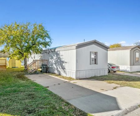 Cottonwood Grove Mobile Home Community