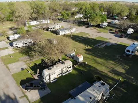 Holliday Outt RV Park 55 Plus 1