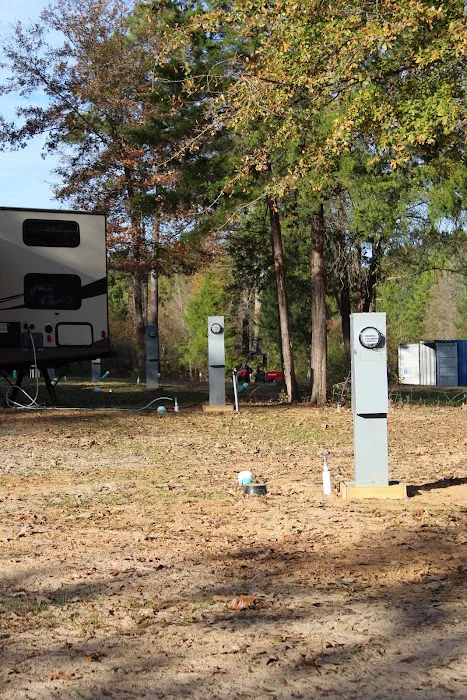 Four Oaks RV Park 6