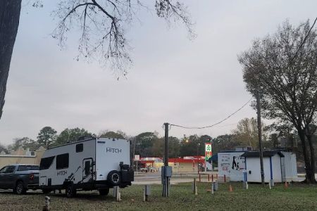 Jefferson Ice Express and RV Park