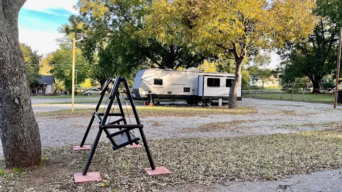 Wynnewood North RV Park 8