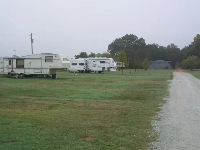 THREE PINES RV PARK 1