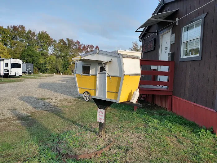 Creekside RV Park 10