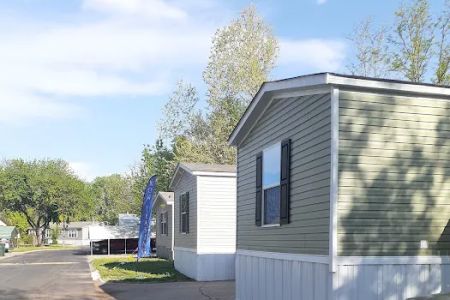 Canadian Shores Mobile Home