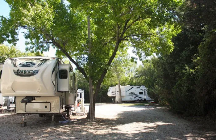 Deer Grove RV Park 4