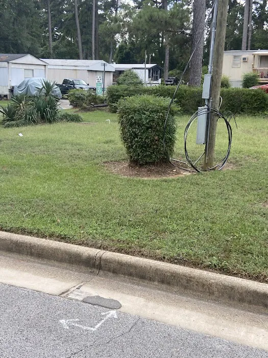 Longview. Mobile Home Park. 6