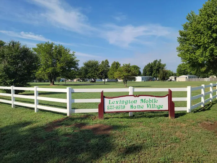 Lexington Village 7