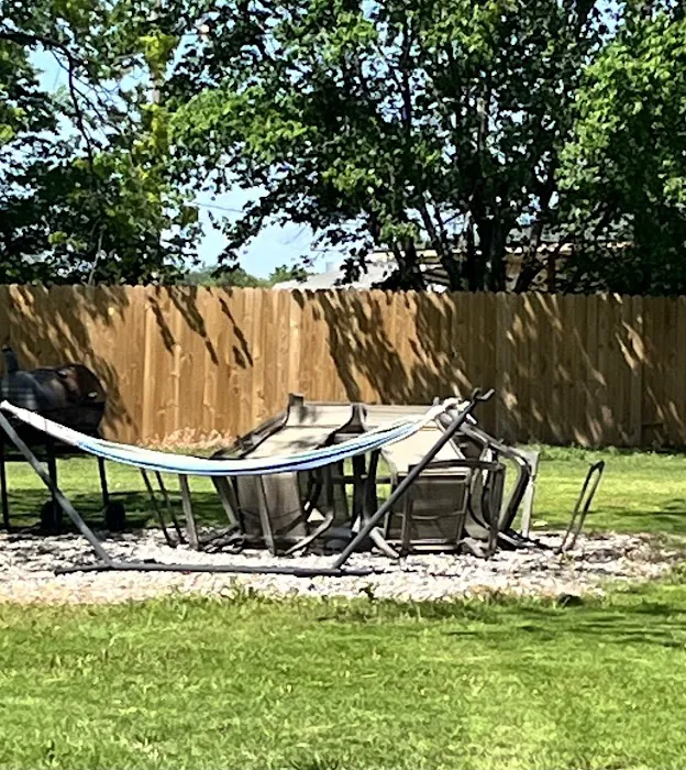 L’Lees rv park and paddocks 7
