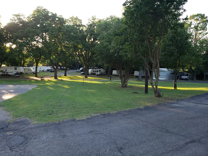 Sharpe's Pecan Estates Mobile Home/RV Park 4