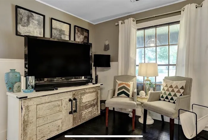 White Fox Lane Destination Rentals 6
