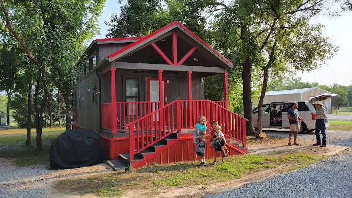 Hidden Forest Lake (RV Park Model Extended Stay RV Park) 2