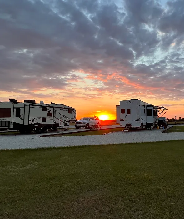 Sunset View RV Resort 10