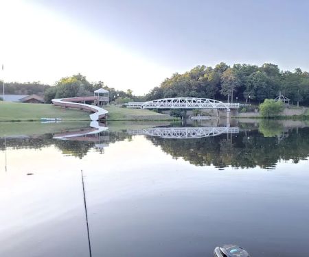 Salyer Lake Conference & Retreat Center