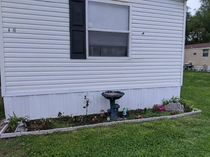 Maple Village Manufactured Home Community 3