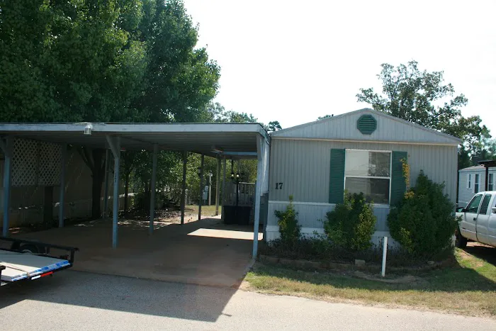 Comfort Lake Village 9