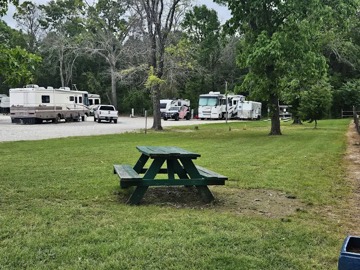 Laguna Vista RV Park Inc. - Campground Site, RV Sites in Marshall TX 6