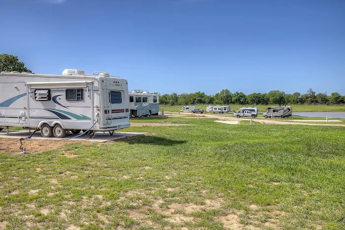 Cumby RV Park and Storage 10