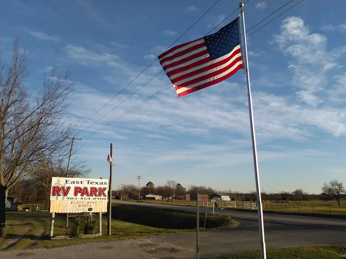 East Texas RV Park 10
