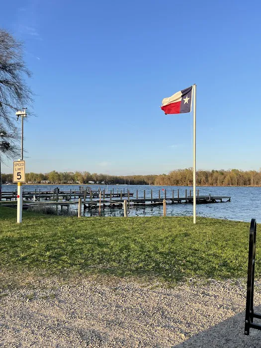 Patriot RV Park - Lake Fork 6