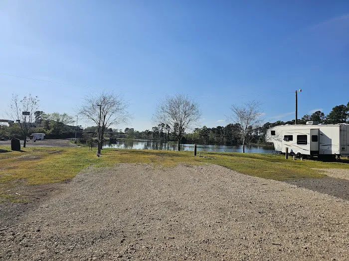 Clearview Lake RV Park 8