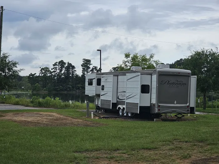 Clearview Lake RV Park 3