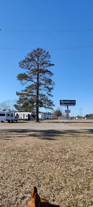 Miss Ellie's RV Park 4