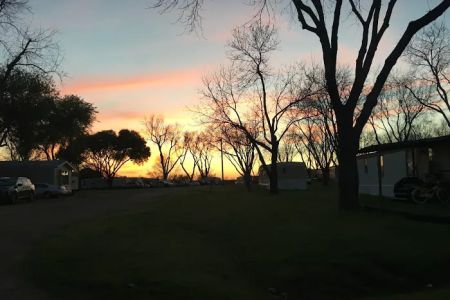 Maplewood Mobile Home & RV Park