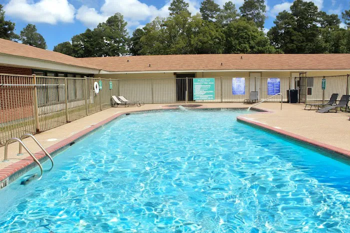 Pinecrest 9