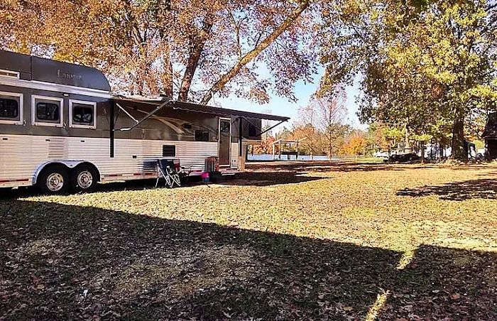 Rock Hill Bed & Bale RV Park & Arena 8