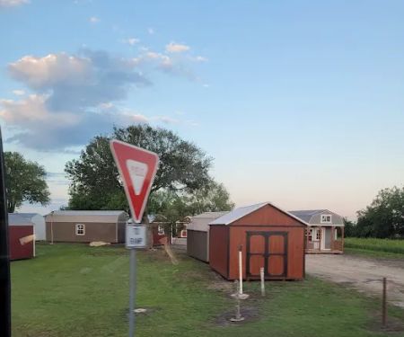 1770 West I-30 RV Park