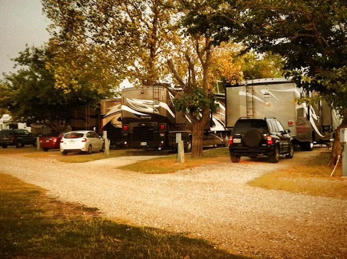 Dallas Northeast Campground & RV Park 6
