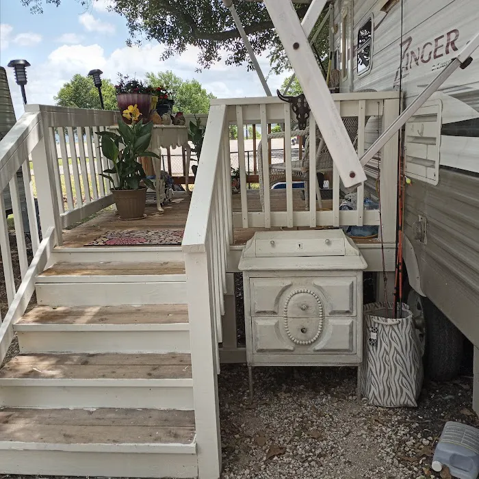 Lakeside Cove RV Park 9