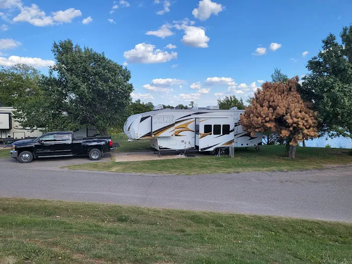 Eagle's Nest Cove Campground at Fort Cobb State Park 7