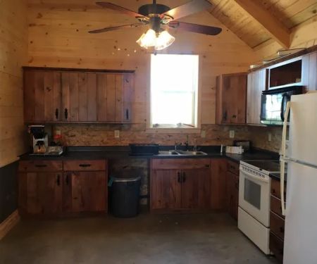 Lighthouse Landing RV Park & Cabins