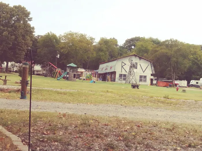 Texas Rose RV Park 10