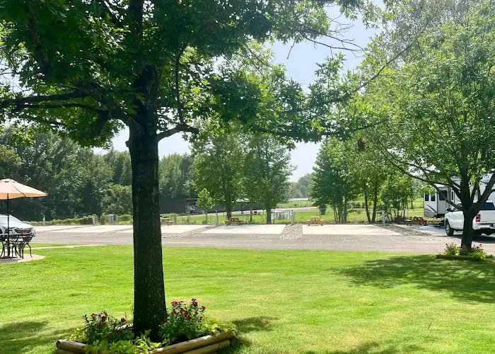 Field Of Dreams RV Resort & Storage 7