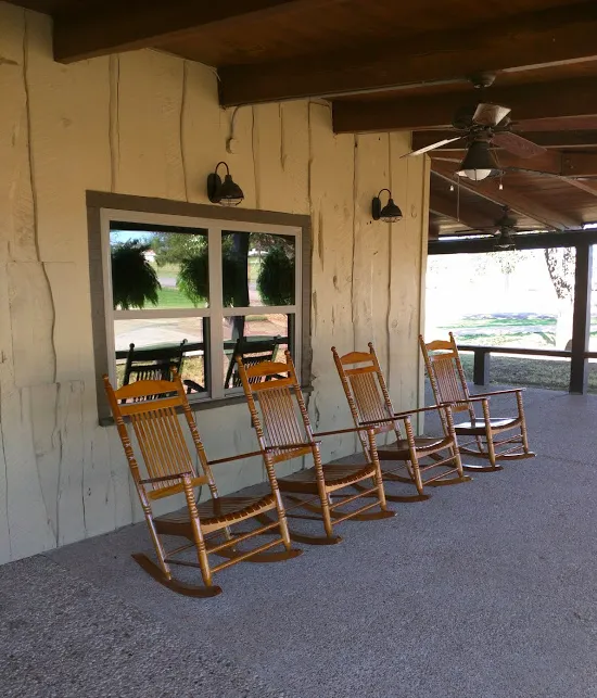 Tyler Oaks RV Resort 8