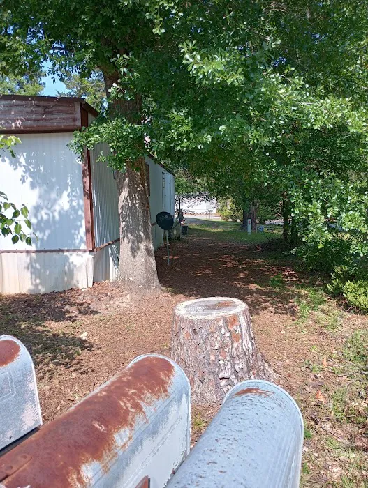 Lake Forest Mobile Home & RV 9