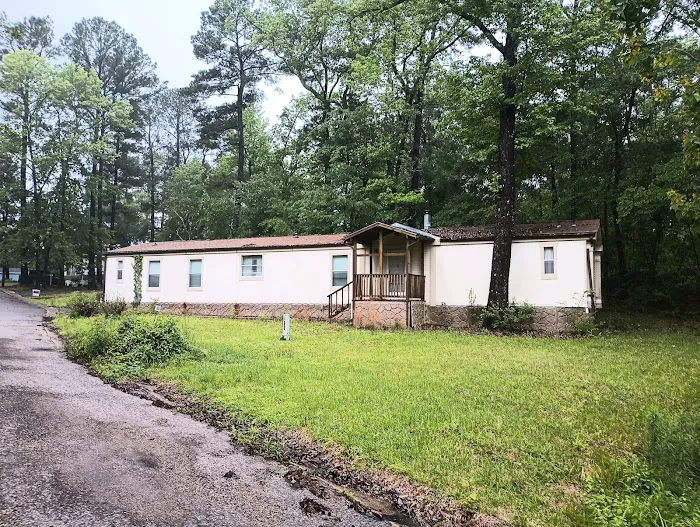 Lake Forest Mobile Home & RV 10