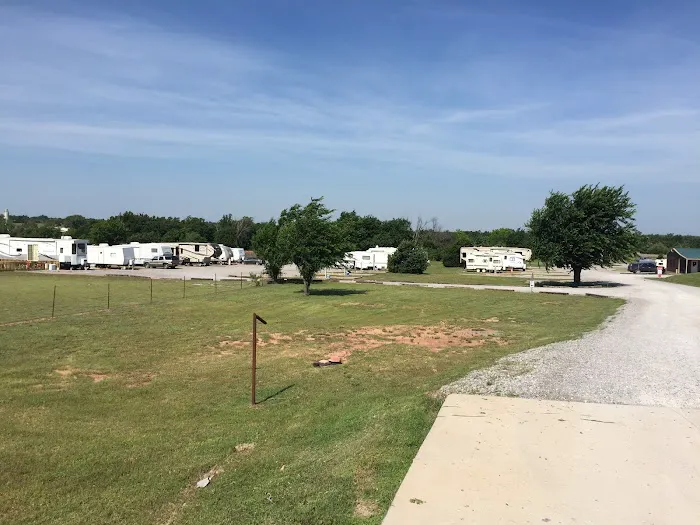 Town and Country RV Park of Marlow 8
