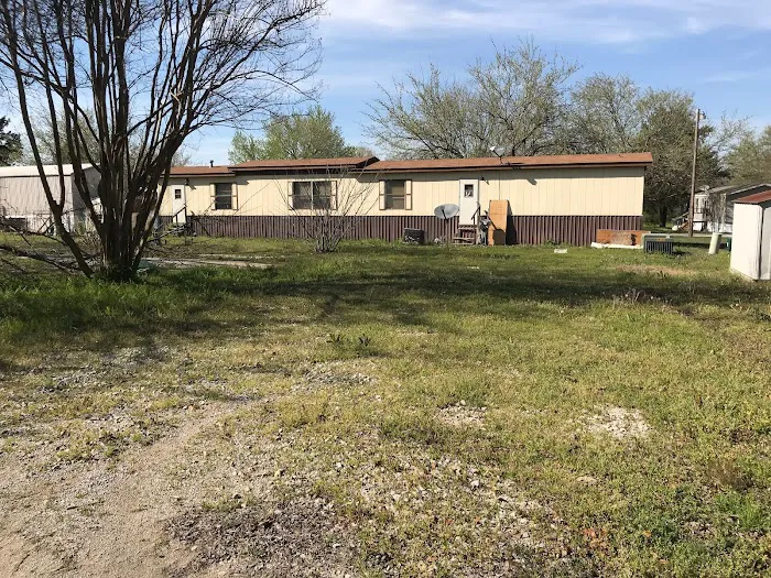 Plaza Mobile Homes Park 2
