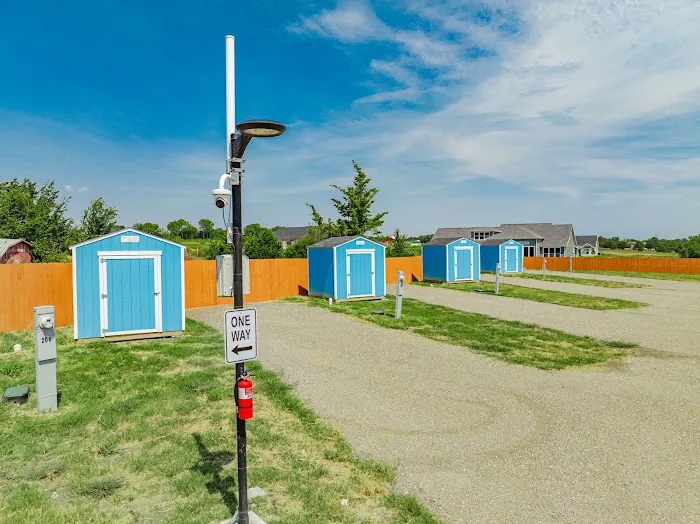 Lake Vibe RV Park 7