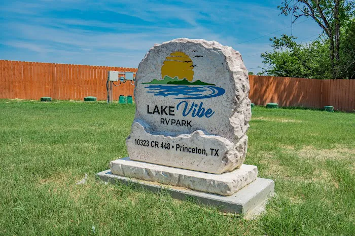 Lake Vibe RV Park 3