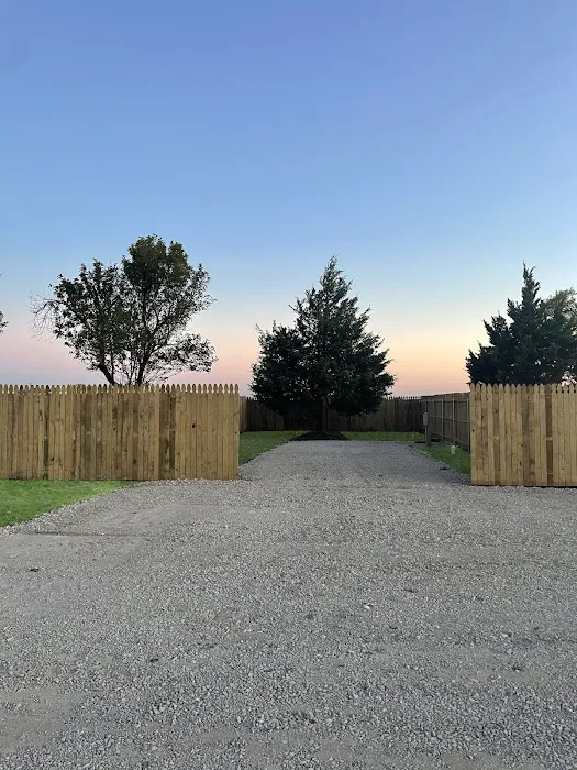 Le Chateau RV Park 6