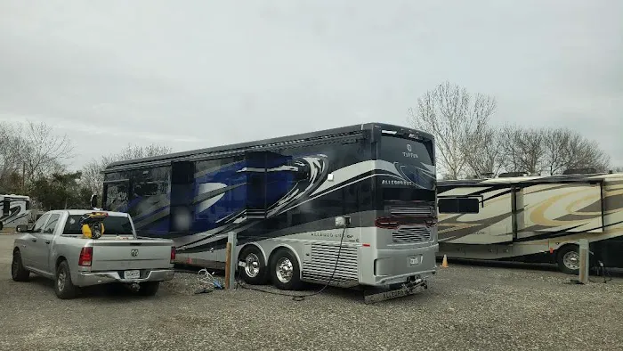 Easy Lane RV Park 4