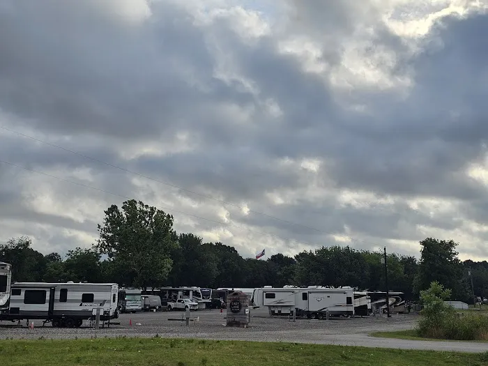 Easy Lane RV Park 5