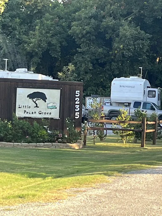 Little Pecan Grove RV Park 6