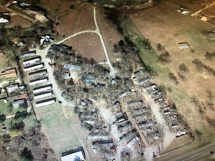 Rustic Oaks Mobile Home and RV Park 2