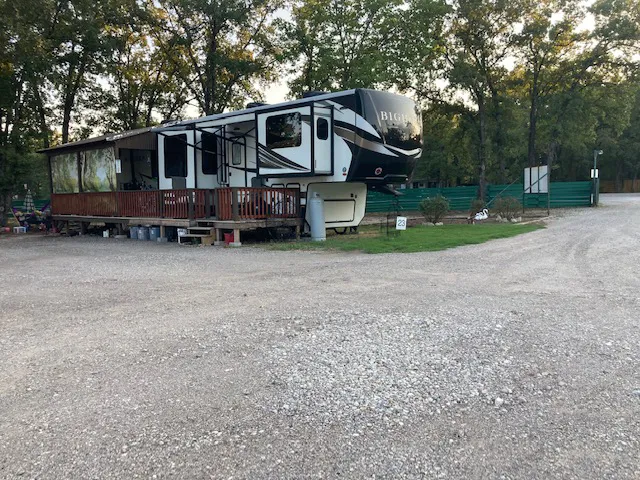 Hideaway RV Park | Quinlan, TX 1